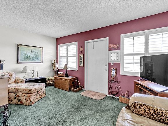 3rd image of 107 Spring Lake Ct APT 204