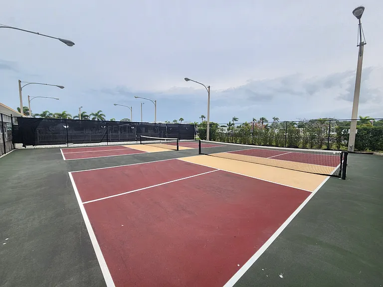 5237 Tri Par Dr — Photo 11