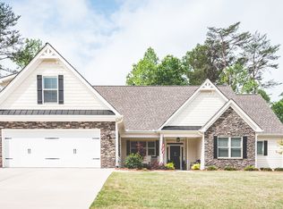 51 Dawson Manor Ct, Dawsonville, GA 30534