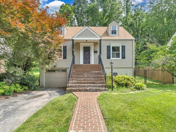 2728 Lansing Dr SW, Roanoke, VA 24015