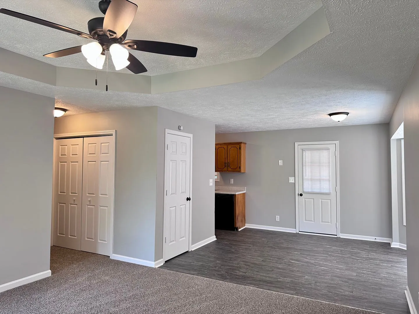 Conveniently located! Cute Rach with 3 bedrooms and 2 baths! — Photo 4