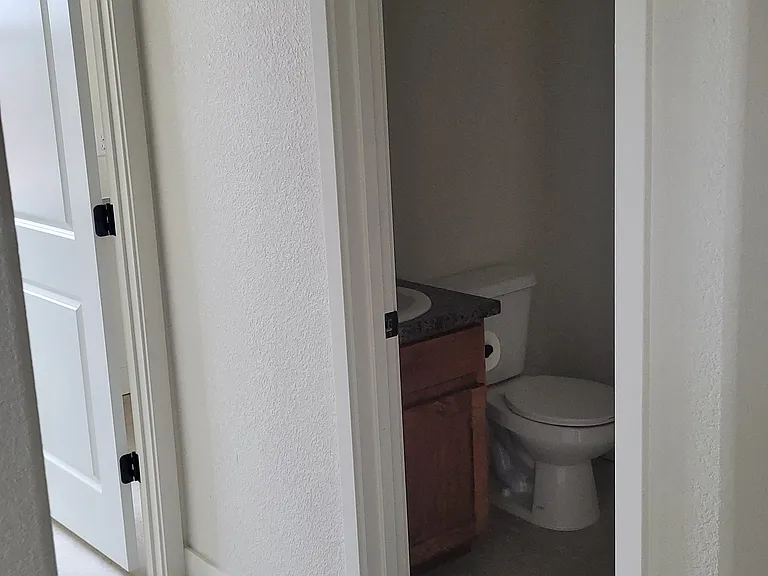 438 Halcyon Way — Photo 6