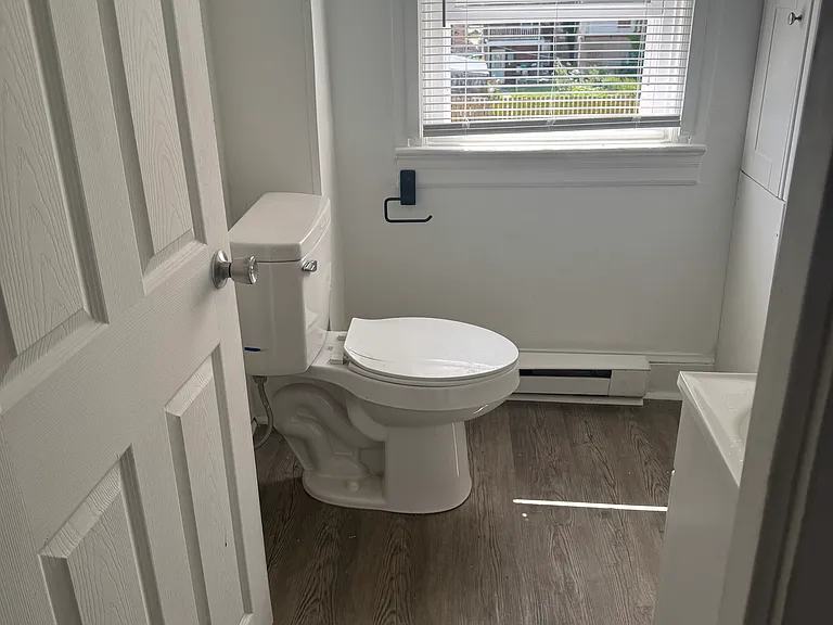 58 Elizabeth St #58 — Photo 20