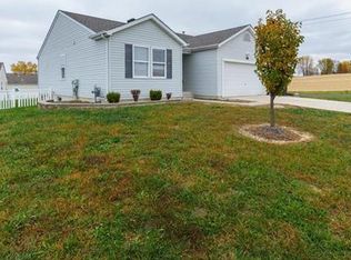 400 Creek Bend Dr, Moscow Mills, MO 63362