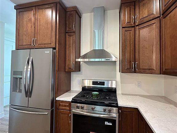 3rd image of 9429 Windeberry Dr