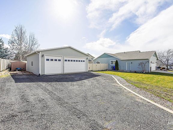 2nd image of 7460 Pheasant Chase Dr