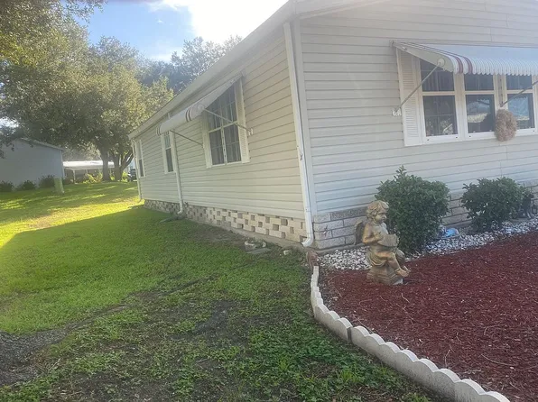 505 Klickety Klak Ln, Valrico, FL 33594