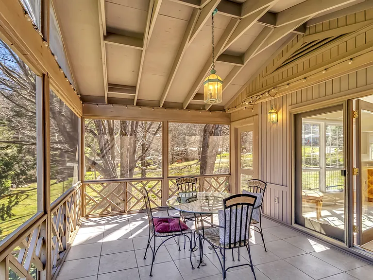 41 Balsam Shadows Rd — Photo 20