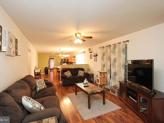 2nd image of 713 Hurley Park Dr