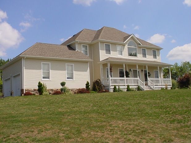 1st image of 111 Brookside Ln