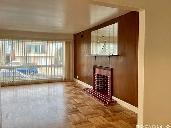 4th image of 87 Southdale Ave