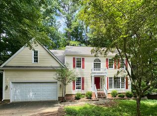 106 Spring Ln, Chapel Hill, NC 27517