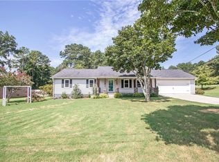 555 Southmoor Cir, Stockbridge, GA 30281