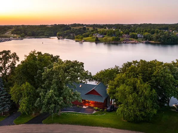 17-165 Lakeside Dr, Lanark, IL 61046