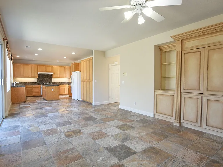 4070 Carracci Ln — Photo 8