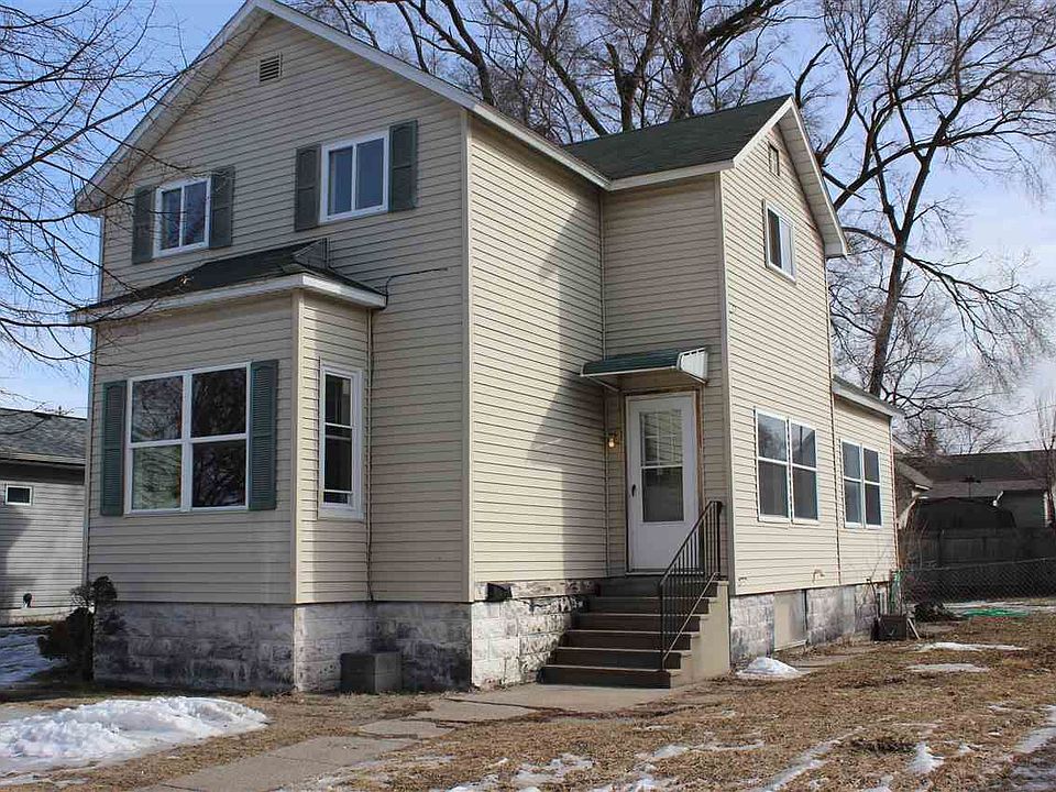 1st image of 304 King St