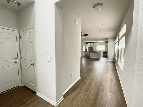 4th image of 10004 Dawn Pearl Dr #42