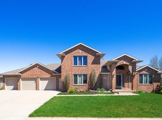 1406 Homewood Dr, Norfolk, NE 68701