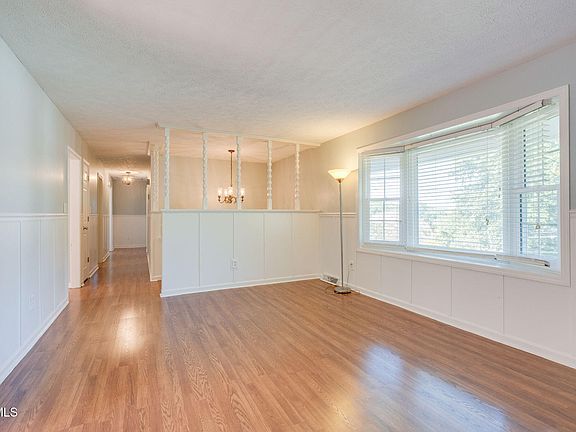 5th image of 608 John Green Rd