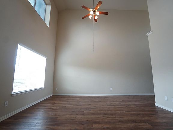 3rd image of 8719 Bigelow Dr