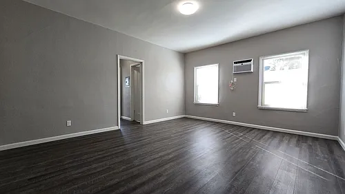 1140 E Elk Ave #7 Photo 1