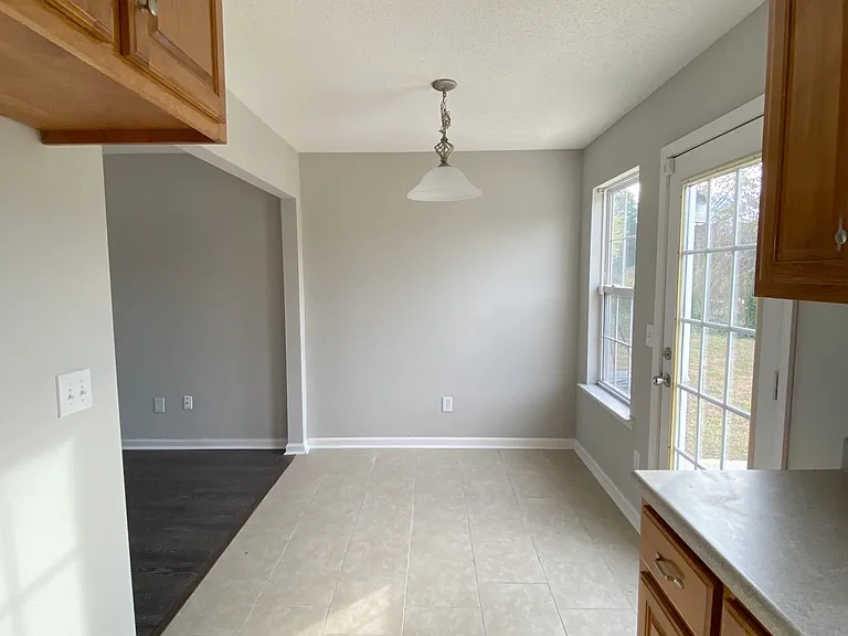 170 Stafford Rd — Photo 13