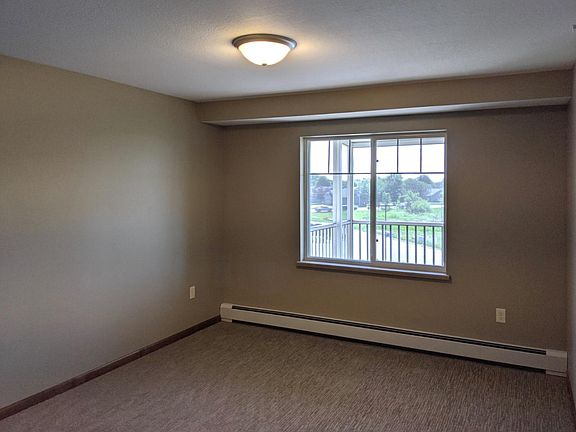 3rd image of 1155 10th Ave NE #320