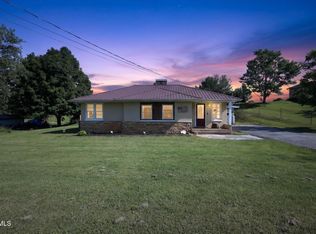 165 Main St, Mosheim, TN 37818