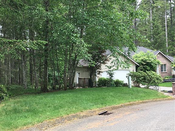 3rd image of 6224 McCormick Woods Dr SW