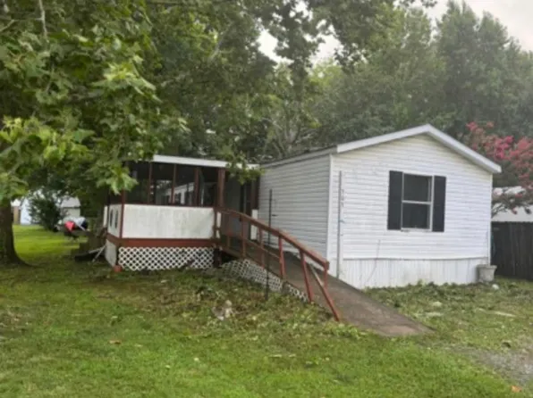 503 Estate Dr, Marion, AR 72364
