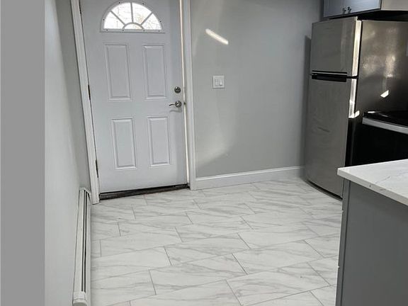 2nd image of 8 Ridge Rd #2