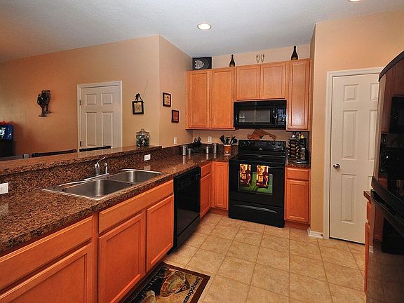 3rd image of 6023 Bartram Village Dr