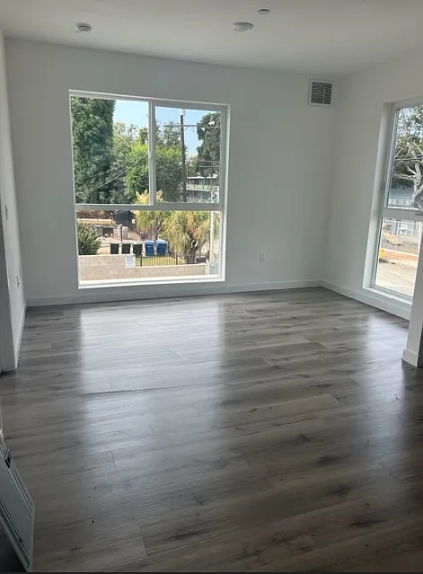 9416 Firth Blvd — Photo 4
