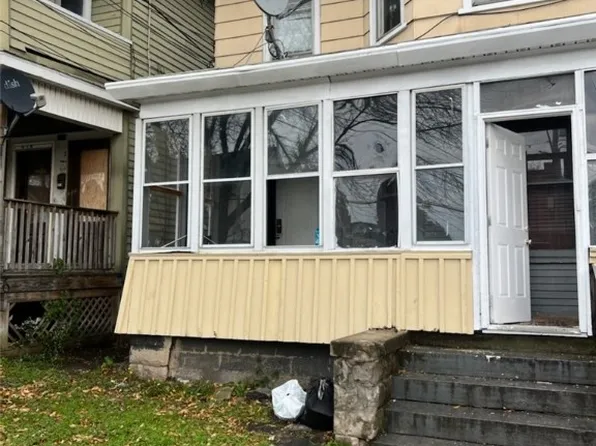 106 Pond St, Syracuse, NY 13208