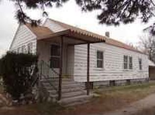 317 N Town St, Hutchinson, KS 67501