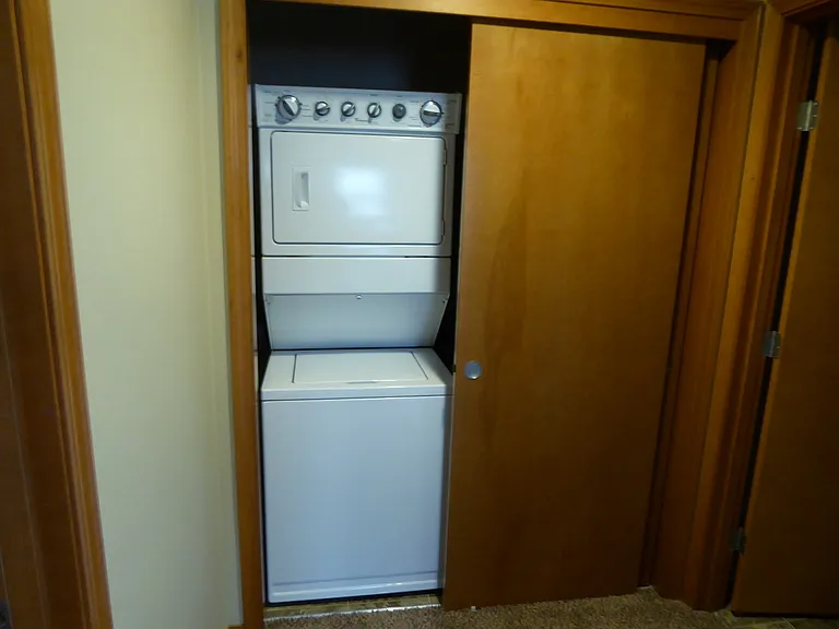 2202 Mercedes Dr #104 — Photo 9