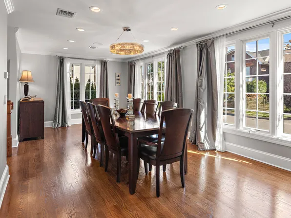 8008 Harbor View Terrace image 16 of 30