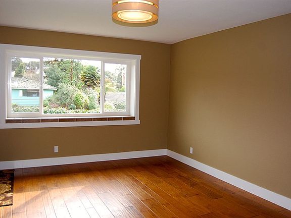 3rd image of 151 Siesta Dr
