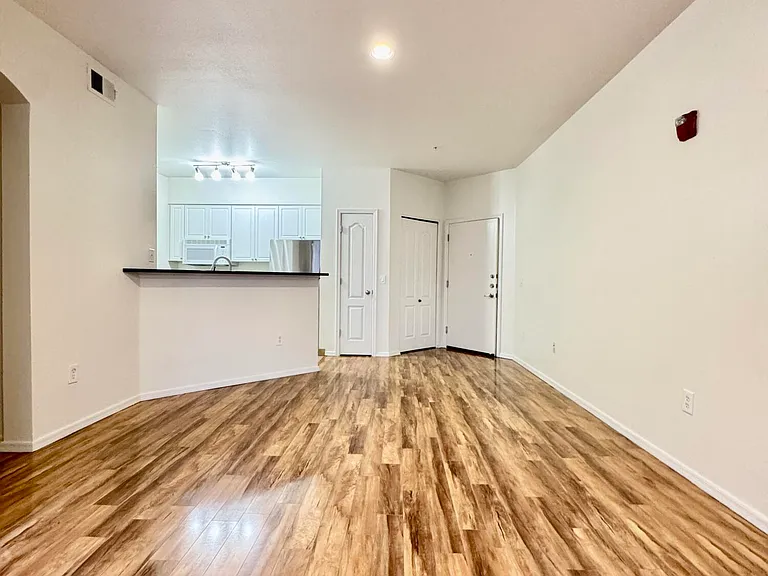 1701 E Colter St #235 — Photo 10