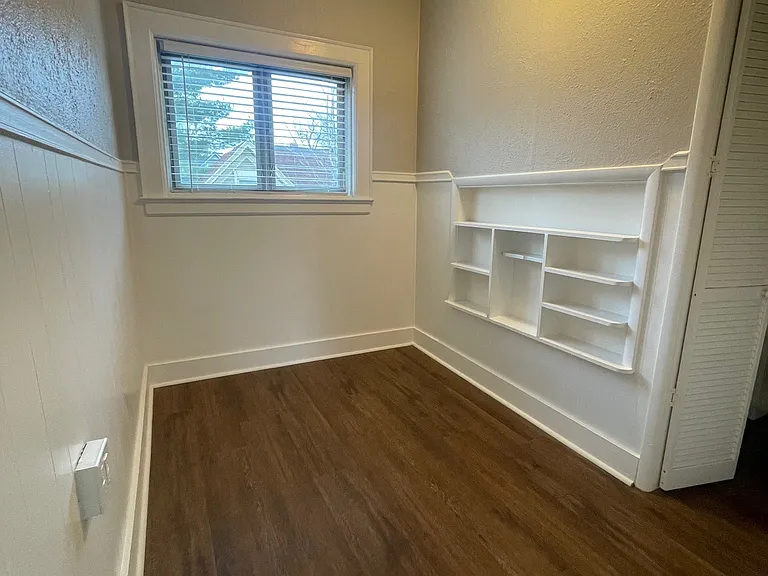 102 Union Ave SE #4 — Photo 8