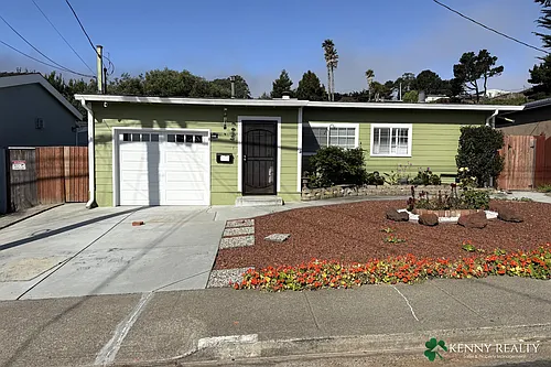 925 Newman Dr Photo 1