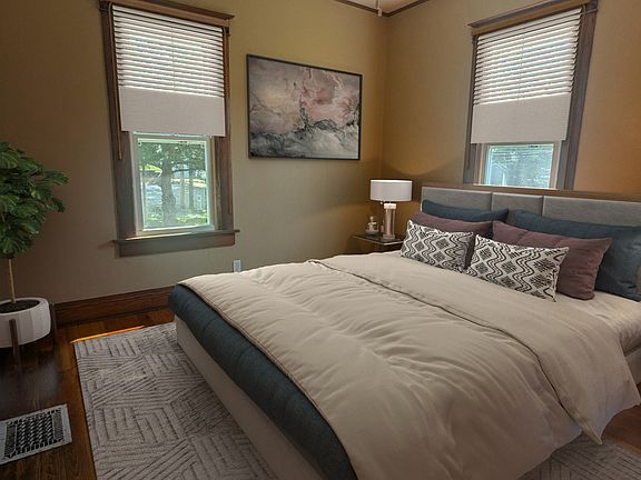 Downstairs bedroom #2 with closet