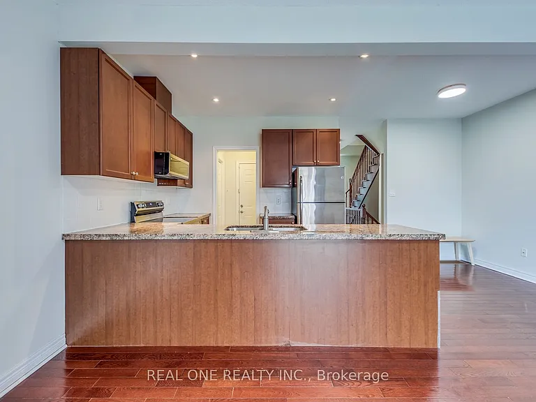2319 Stone Glen Cres — Photo 13