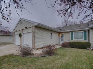 503 Kensington Sq, Stoughton, WI 53589