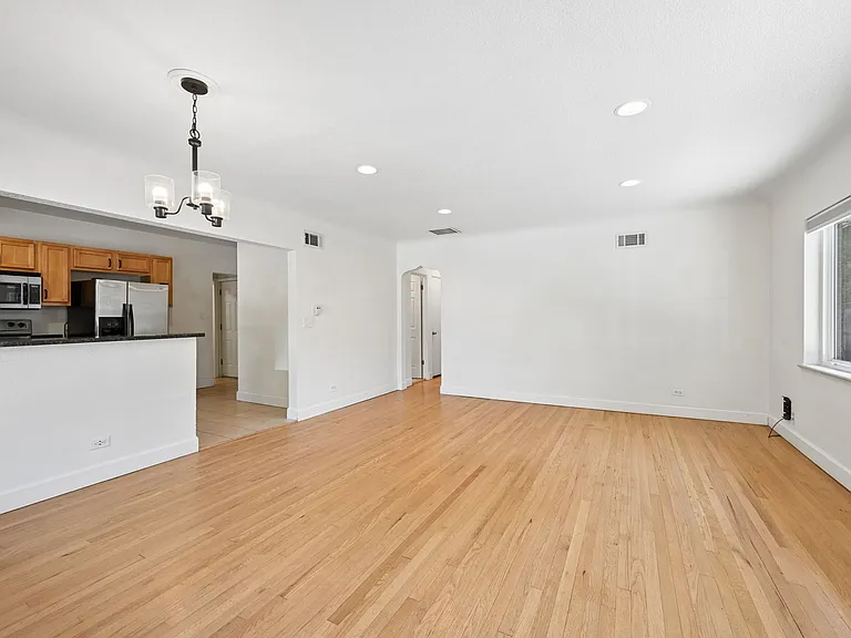 840 N Krameria St — Photo 60