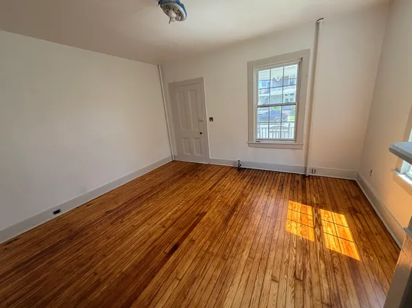 420-422 Washington St #1, Hackettstown, NJ 07840