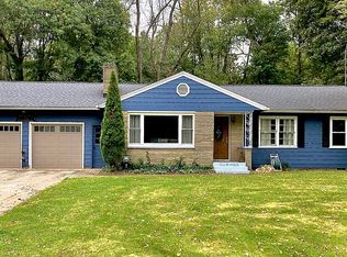 8721 Newhouse St, Portage, MI 49024