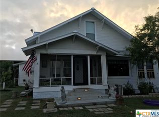 191 NW Sunshine Ln, New Braunfels, TX 78130