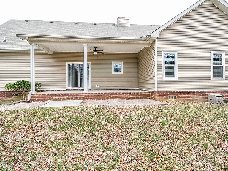 2913 Waywood Dr — Photo 17