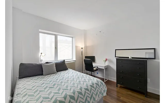 Sold by Douglas Elliman | media 32